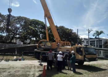 Maquinarias en la UCV