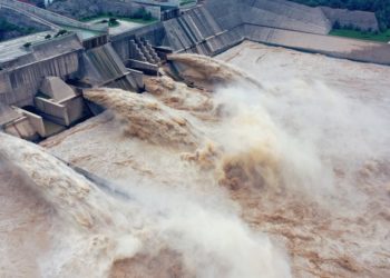 La represa en la ciudad de Luoyang