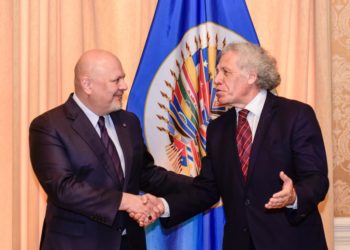 Foto @Almagro_OEA2015