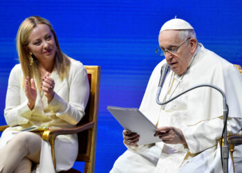 Pope Francis and Italy's Prime Minister Giorgia Meloni attend a national confront on demographics in Rome, Italy, May 12, 2023. Vatican Media/­Handout via REUTERS ATTENTION EDITORS - THIS IMAGE WAS PROVIDED BY A THIRD PARTY.