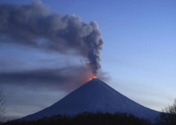 Volcán Kliuchevskoi en Rusia